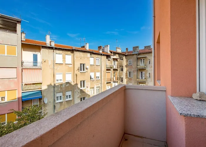 Apartment Colapis